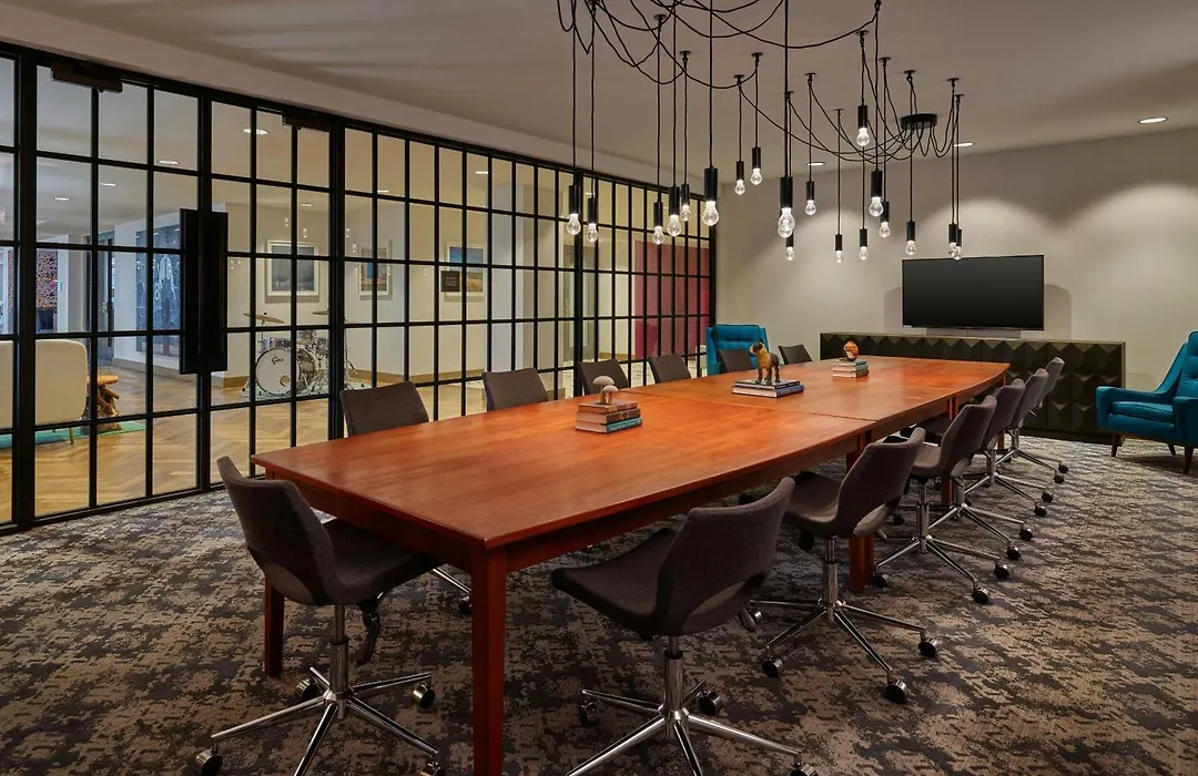 Renaissance Saint Elm Dallas Downtown Hotel-1